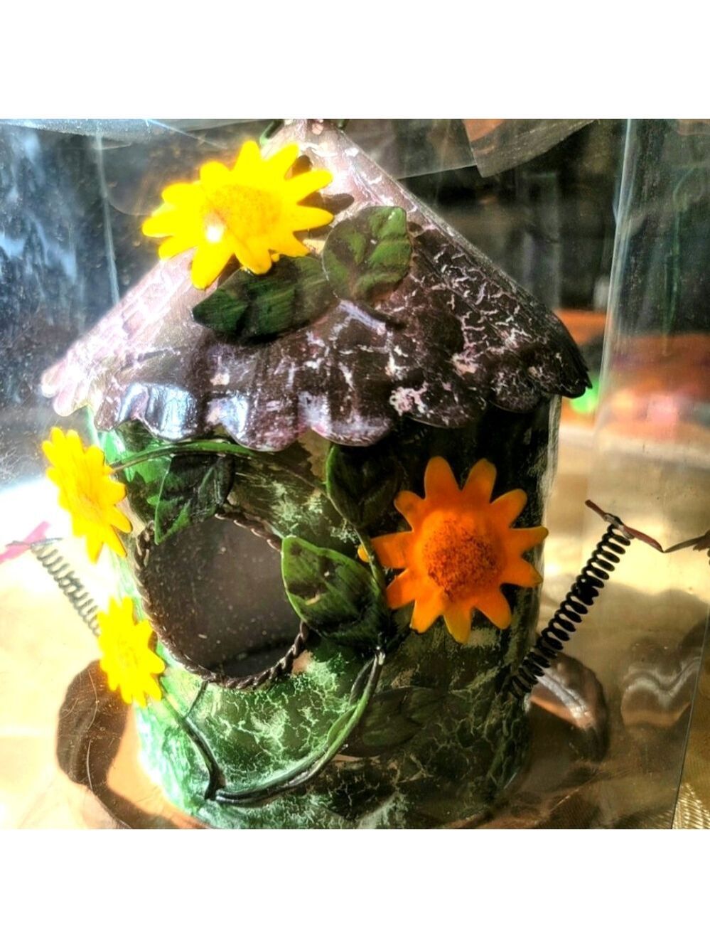 BRAND NEW! Painted Sunflower Metal Hanging Bird House 6"